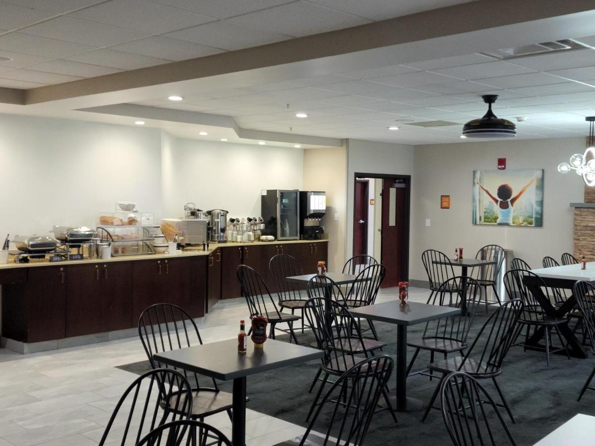 La Quinta Inn & Suites By Wyndham レイク・ジョージ エクステリア 写真