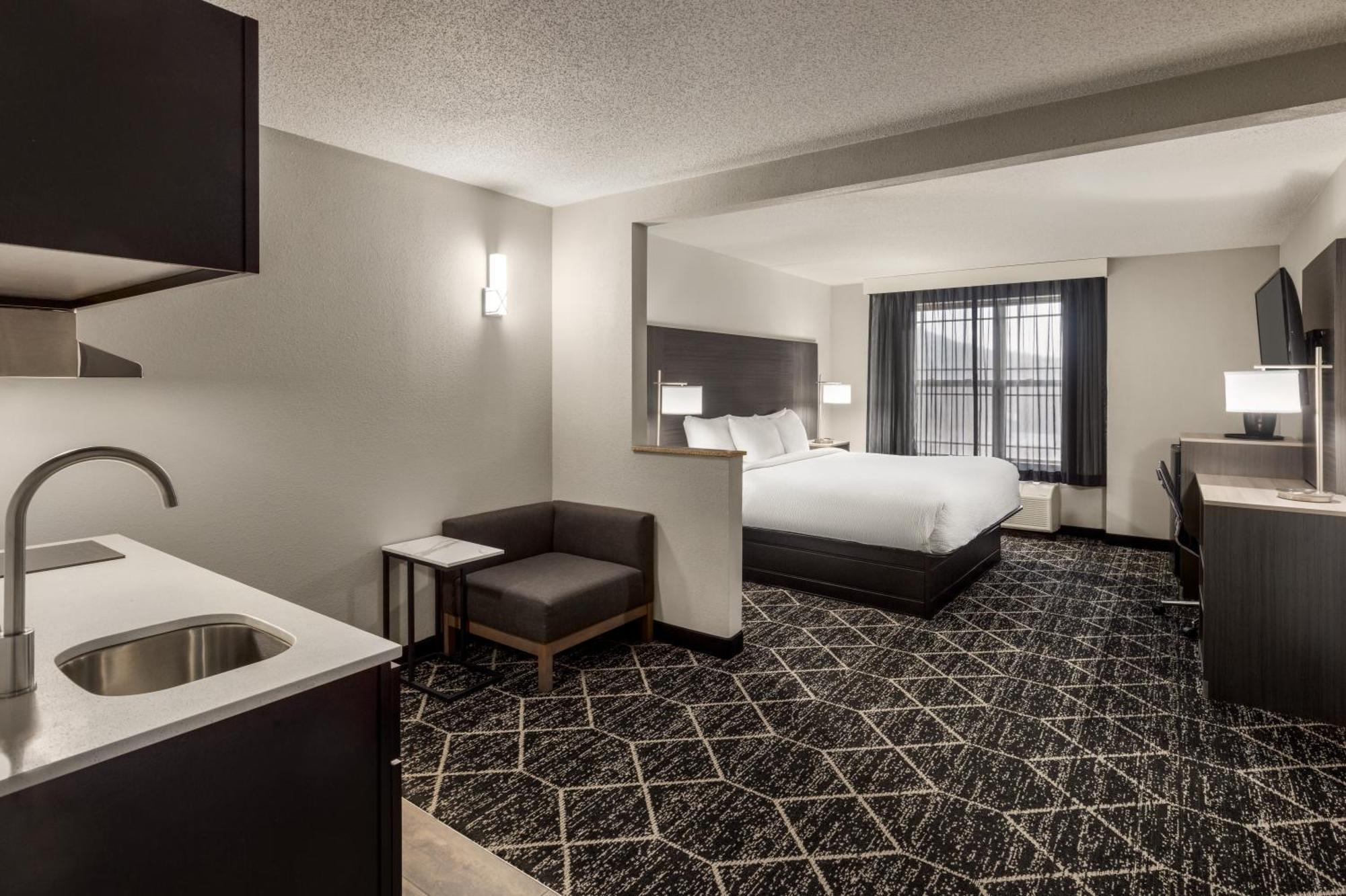 La Quinta Inn & Suites By Wyndham レイク・ジョージ エクステリア 写真