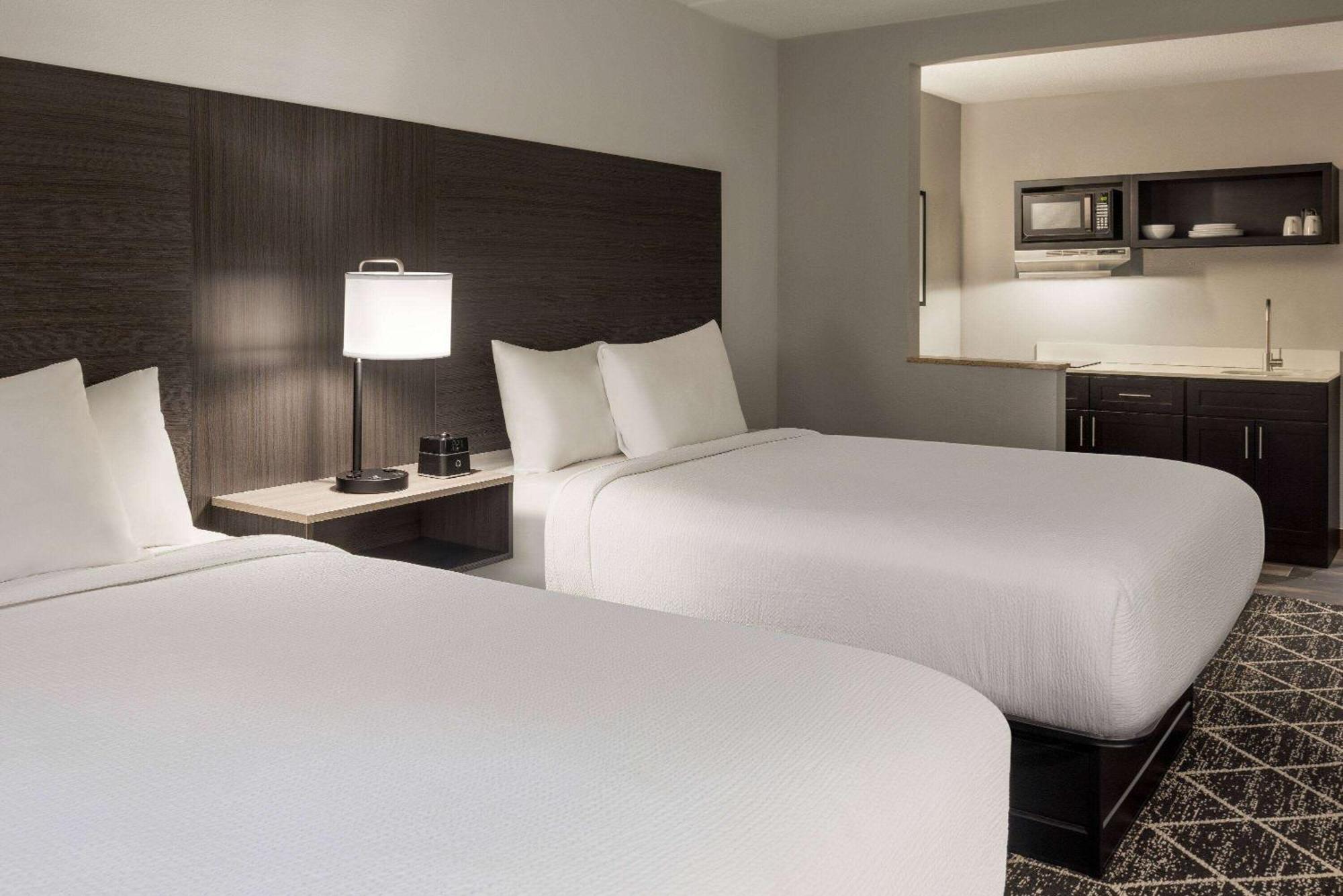 La Quinta Inn & Suites By Wyndham レイク・ジョージ エクステリア 写真