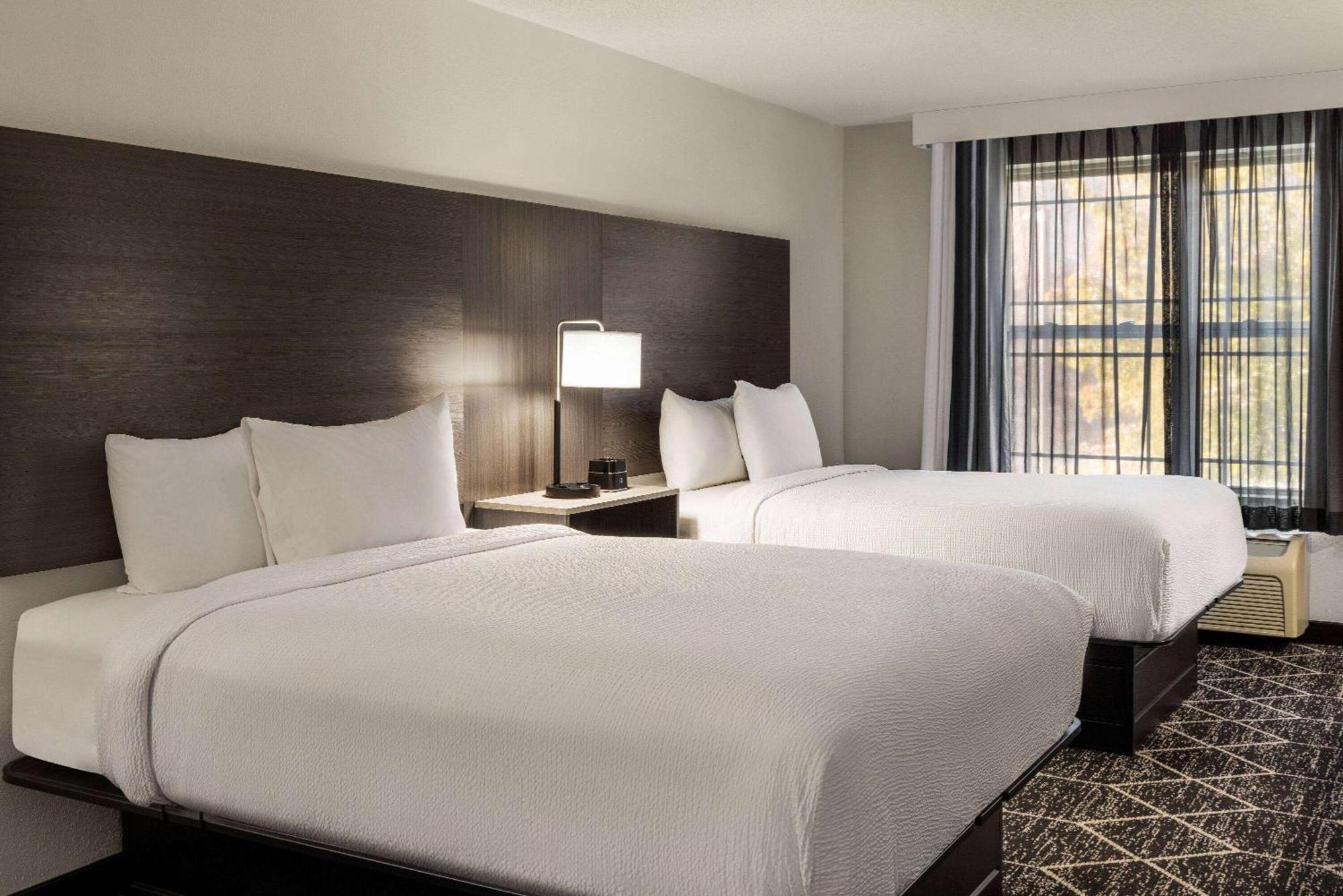 La Quinta Inn & Suites By Wyndham レイク・ジョージ エクステリア 写真